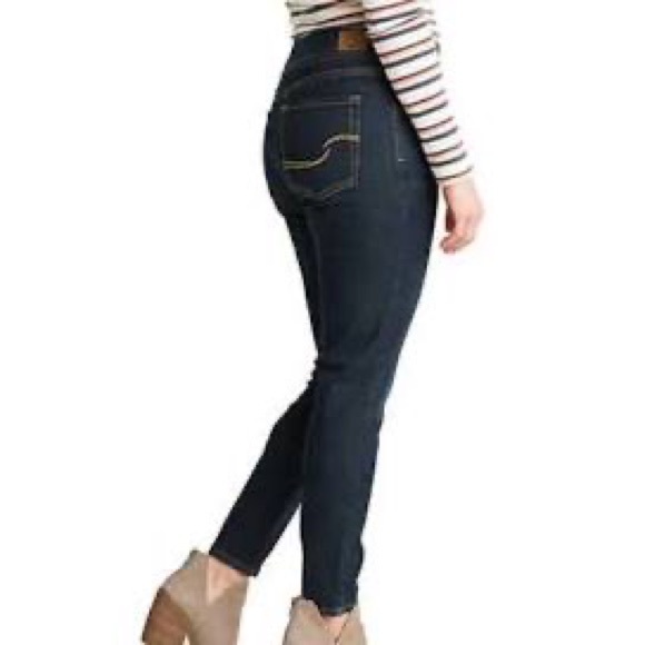 NWT Levi’s Signature Pull on Skinny Jeans. Size 14S. - Picture 3 of 8